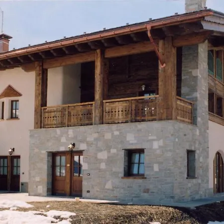 Maison Da Filip מלון דירות ליביניו