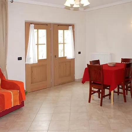 Maison Da Filip מלון דירות ליביניו